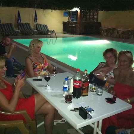 Caner 2* Kemer